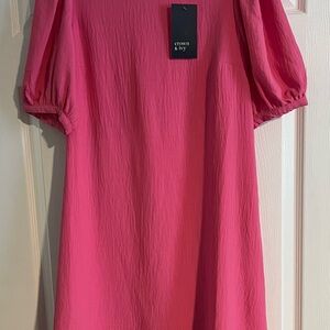 Crown & Ivy Pink Puff Sleeve Dress